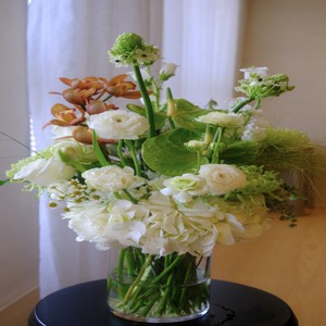 Customized vase arrangement